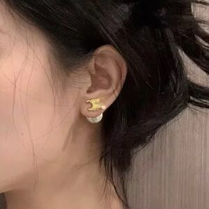 Gold and Pearl Stud Earrings